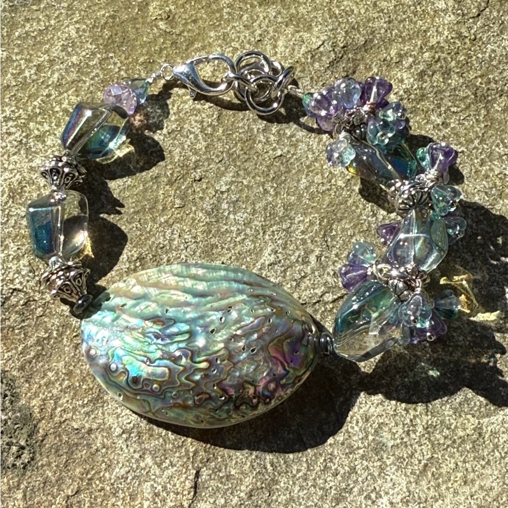 Iridescent Abalone Shell Bracelet with glass flower Accents - Picture 3 of 7